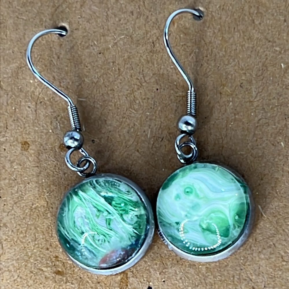 Handmade dangle earrings - hypoallergenic stainless steel setting. One of a kind - Picture 1 of 6